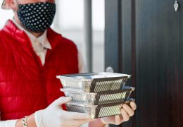 The Pros and Cons of Food Delivery Services
